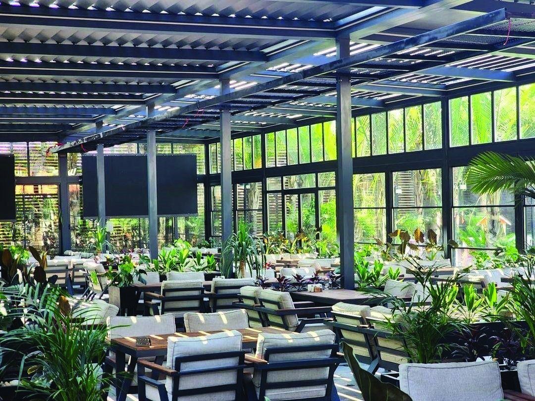 SkyBio makas mekanizmalı geri toplanabilir tavan sistemi